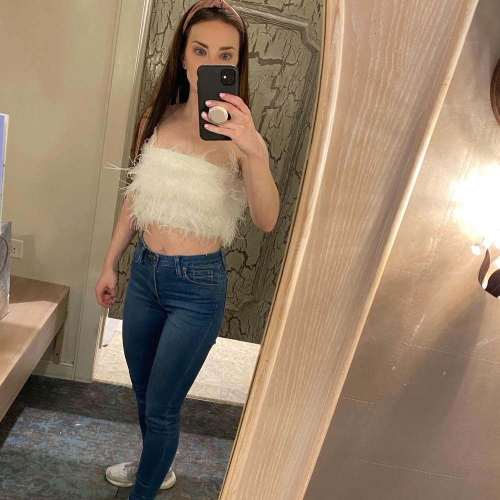 White feather top